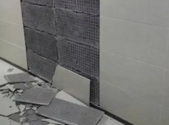 繁峙瓷砖空鼓维修公司分享下繁峙墙砖松动维修的知识